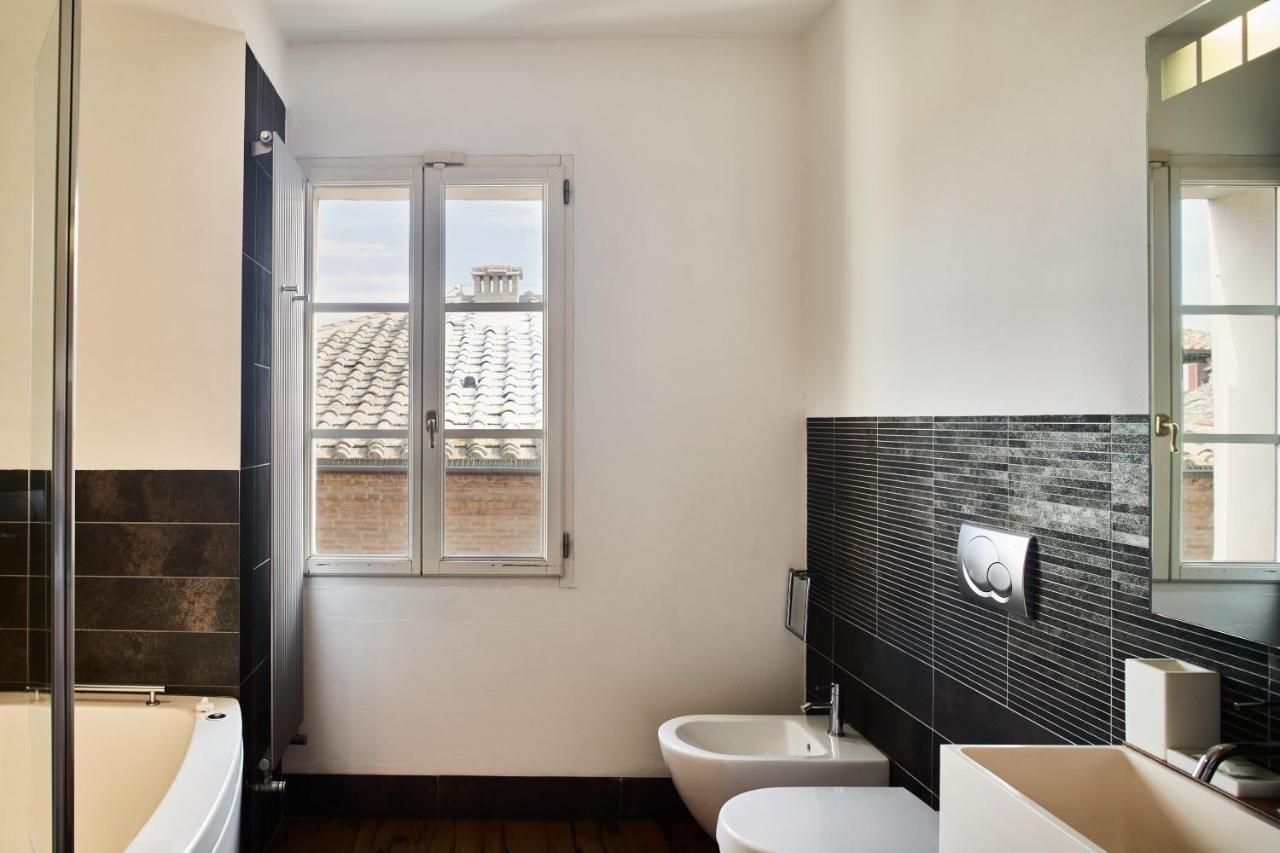 B&B Le Logge Luxury Rooms Σιένα Εξωτερικό φωτογραφία